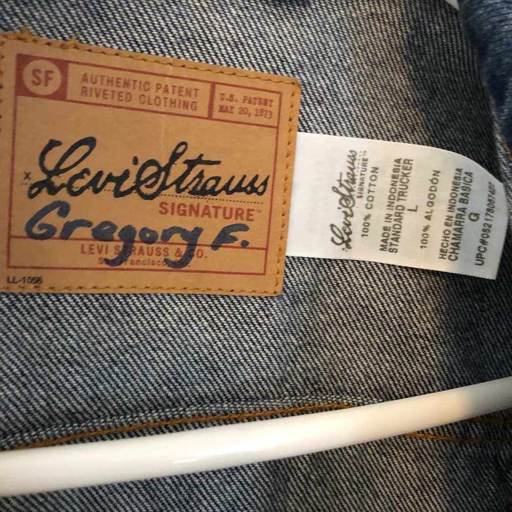 Levi’s Authentic Jean Jacket- Large - image 2